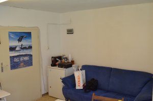 Couch und Küche™ - immerhin mit Kühlschrank und Kaffeemaschine FTW