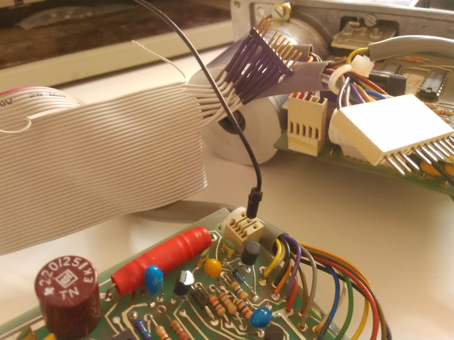 papertapereader_gnd-connector.jpg